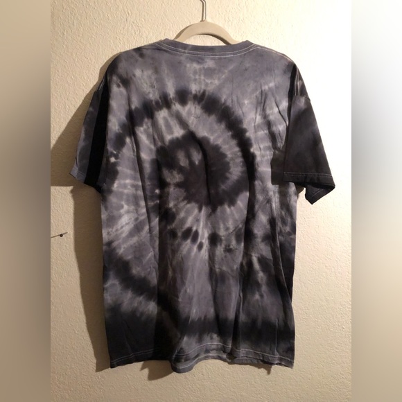 LOONEY TUNES TYE DYE GRAPHIC TEE SIZE: LARGE - Picture 4 of 7